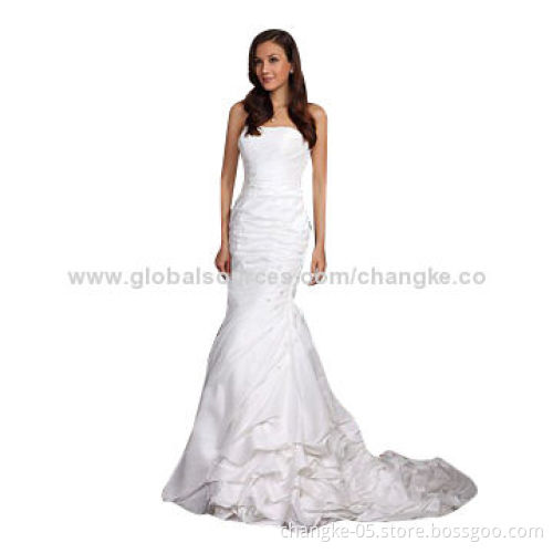 2014 new wedding dress, crew neckline, long drape train